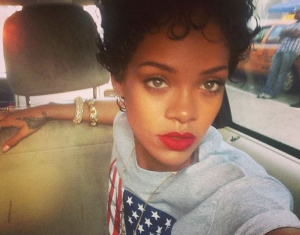 Rihanna in einem New Yorker Taxi © Rihanna